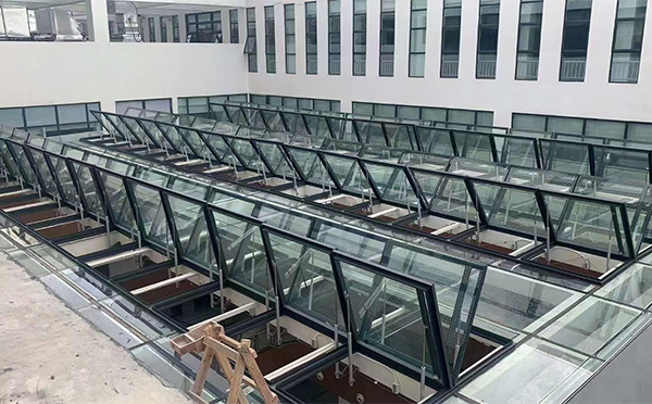 百安科技有限公司近期洛浦排烟窗项目案例分享