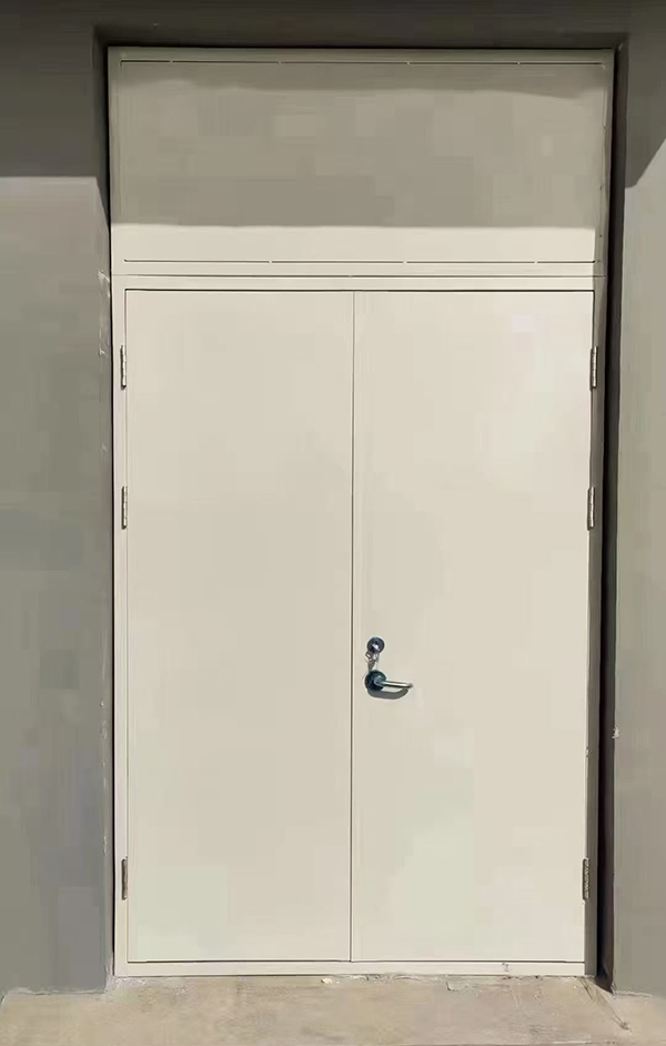 展览馆项目完成大跨度洛浦防火门安装